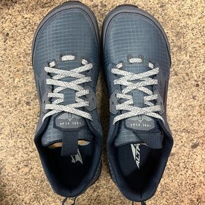 Altra lone peak 6 Trail Runners Women Size 7